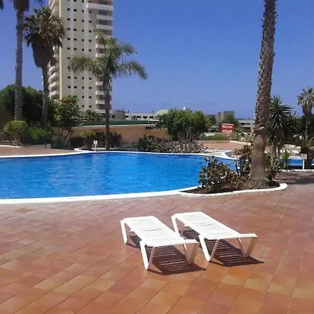 Club Paraiso *